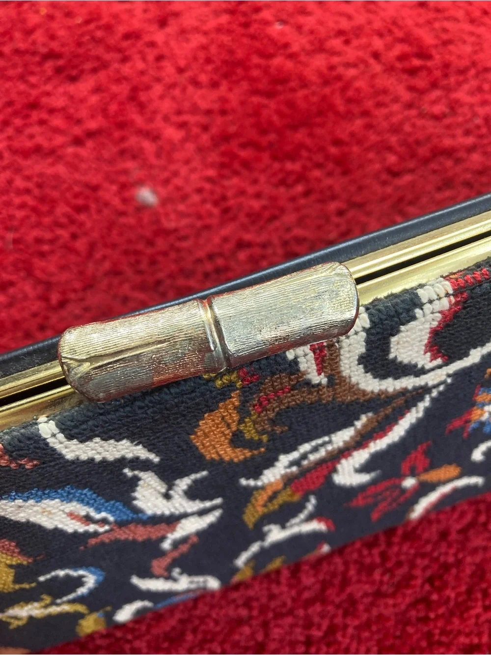 Vintage Bell Black Floral Tapestry Top-Handle Clutch Purse